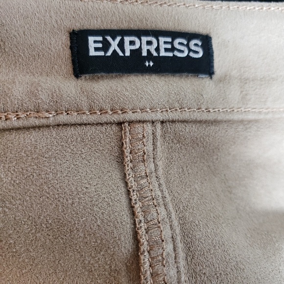 Express Mini waisted Suede Button A Line Skirt - Picture 3 of 4